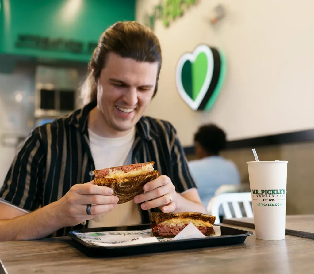 How to Become a Restaurant Franchise Owner: A 3-Phase Guide for First-Time Owners - Mr. Pickles Franchise